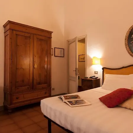 酒店 安纳利纳酒店 3*